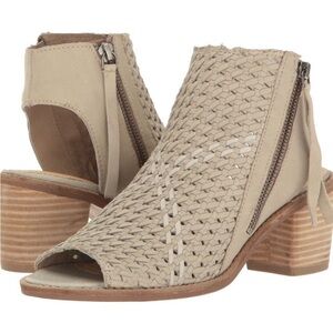 SAM EDELMAN Cooper Bone Leather Peep-Toe Heels